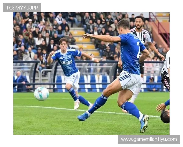 科莫主场迎战ac米兰，球队状态、阵容调整及比赛看点详细介绍